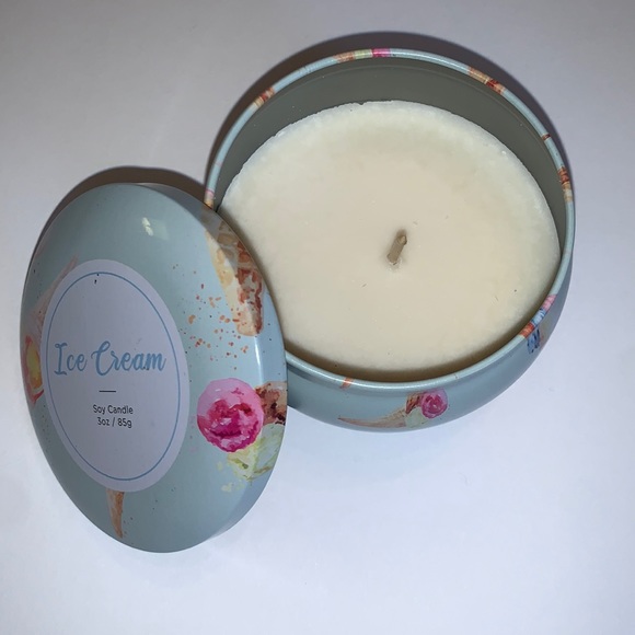 🍦 Ice Cream Soy Candle w Decorative Tin Fresh Picked - Picture 5 of 9